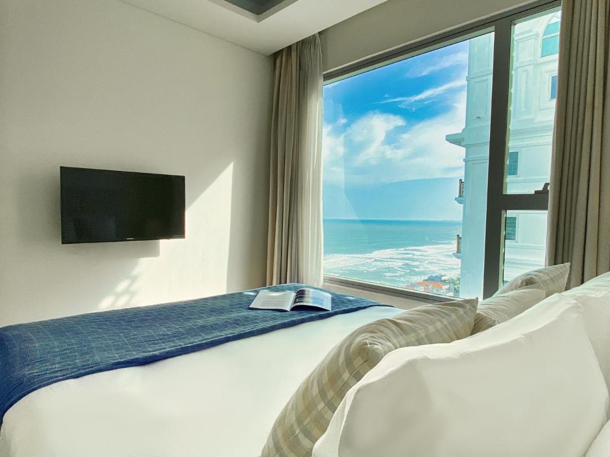 Stunning Apartments Across My Khe Beach ! Rooftop Pool & Gym Da Nang Eksteriør billede